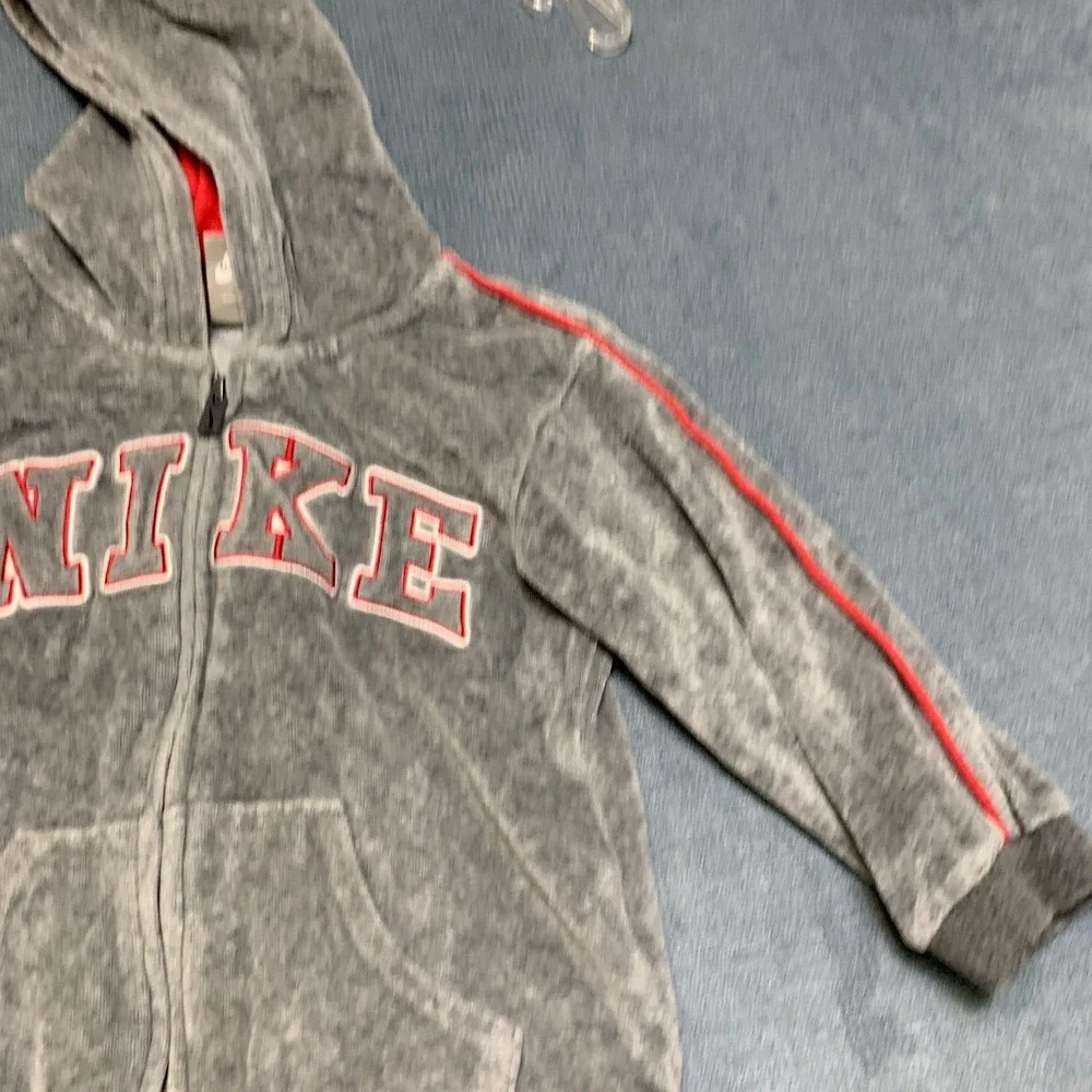 Nike Hoodie Toddlers 4T Gray Spellout Logo Kangaroo Pockets Full Zip Long Sleeve